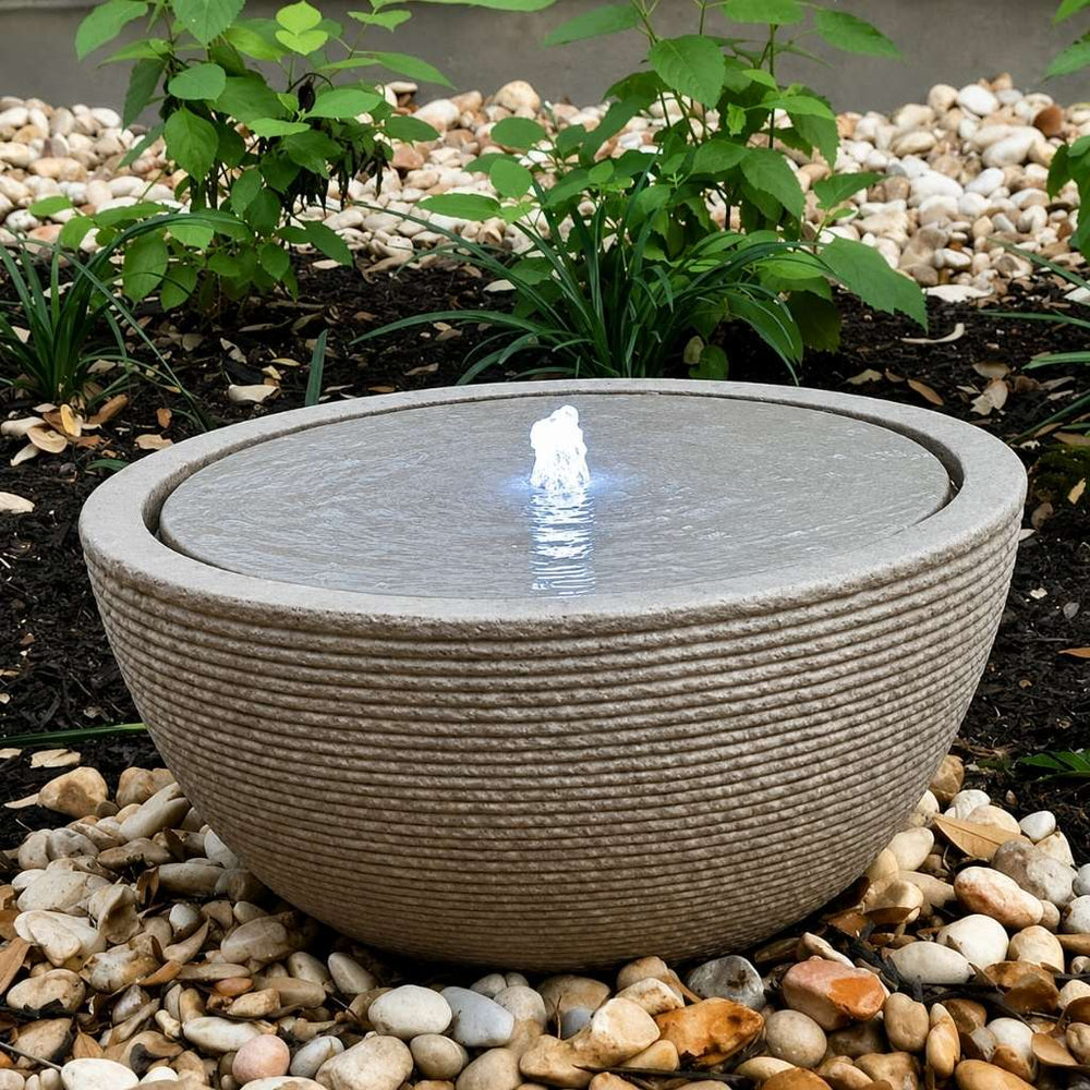 Arroyo Fountain - Stone Ledge, Large in action upclose