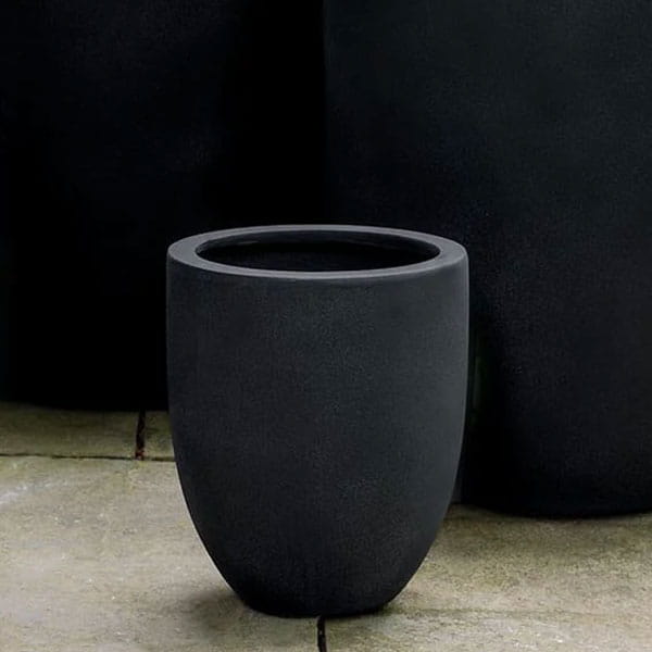 Bradford Planter, Extra Small in onyx black lite.
