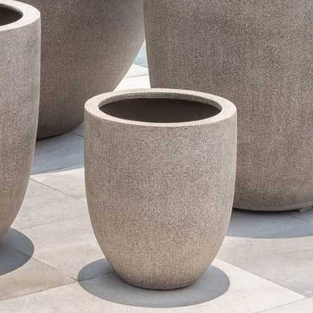 Bradford Planter, Extra Small in riverstone premium lite.
