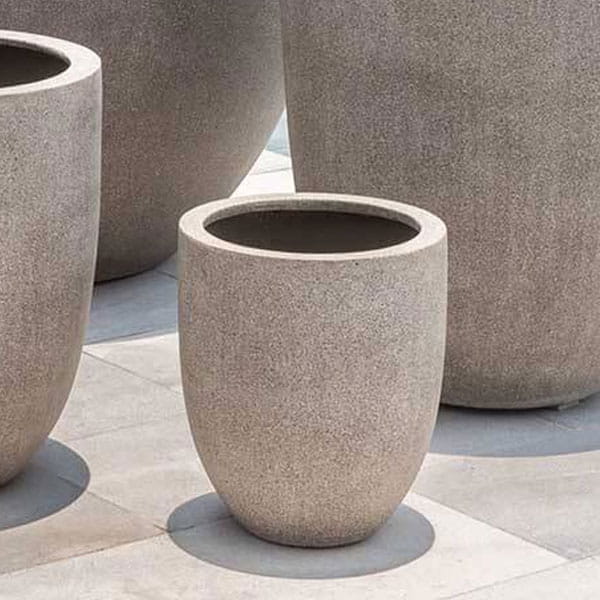 Bradford Planter, Extra Small in riverstone premium lite.