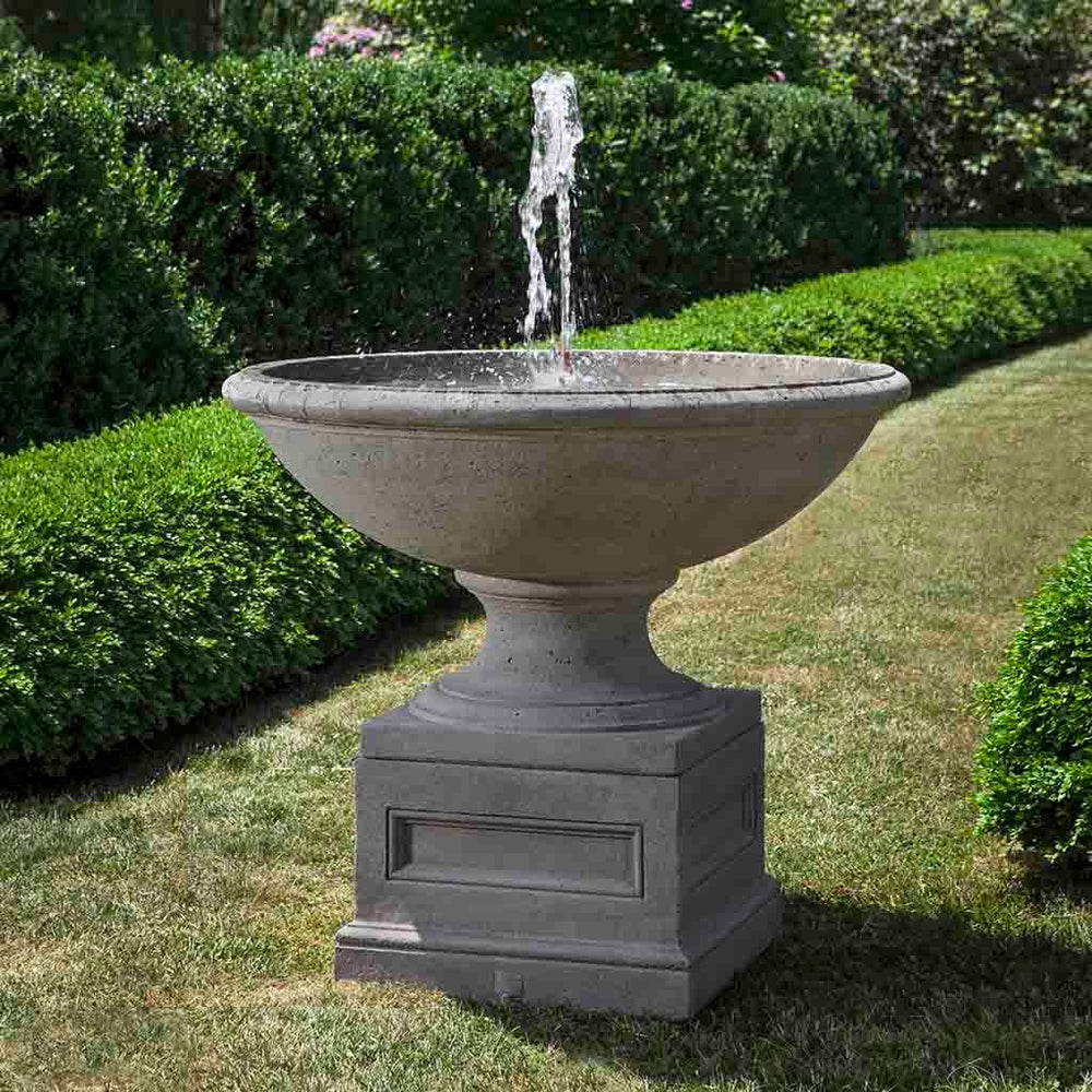 Condotti Outdoor Water Bubbler fountain in action on lawn