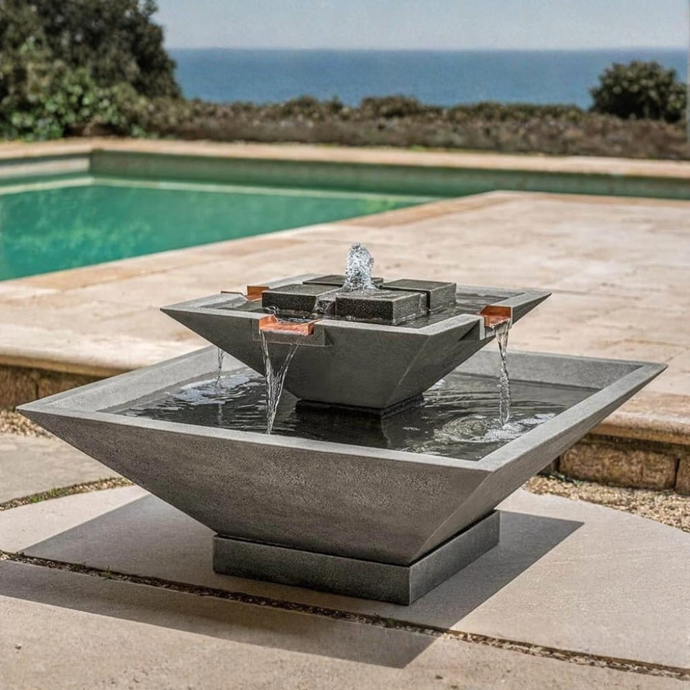 Facet fountain in action