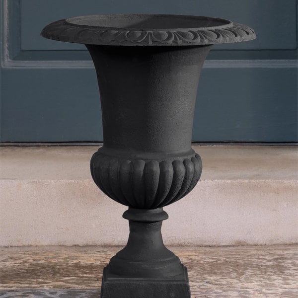 Glasgow Urn - Matte Black Campania International