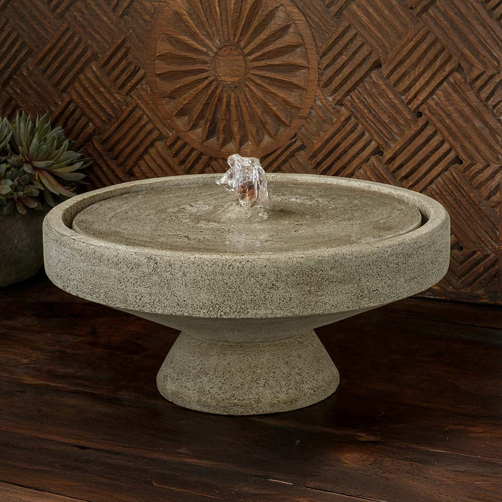 M-Series Gimlet Fountain on table in action.