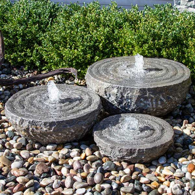 Natural Bowl with swirl fountains, Large on mixed peebles in action