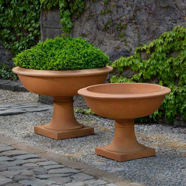 Notting Hill Urn Planter, Large filled with plants in the backyard