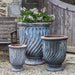 Pincio Urn - Vicolo Mare - S/3 on gravel filled with peach flowers