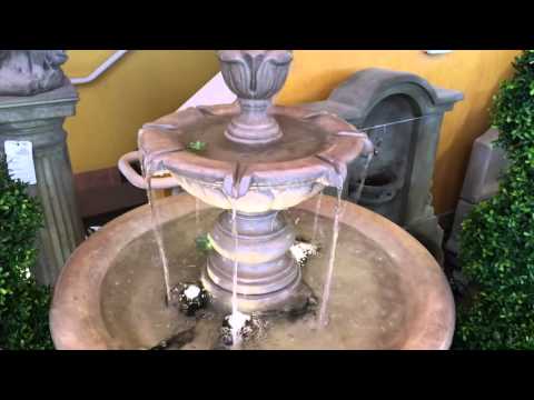 Vicentina Fountain in action.