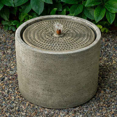 Salinas Cosmos Fountain, Low on gravel in action.