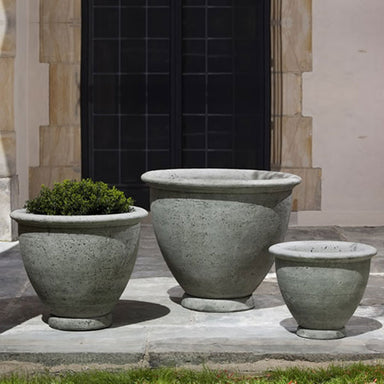 Berkeley Medium Planter on concrete patio in different sizes