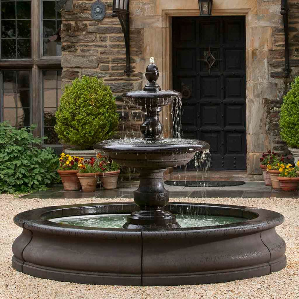 Caterina Fountain in Basin in action