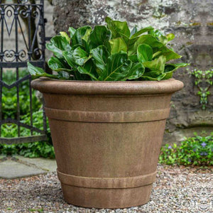 Certosa Planter on gravel filled with plants
