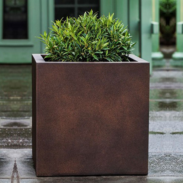 Farnley Planter 1818 - Rust Lite S/1 on concrete filled with plants