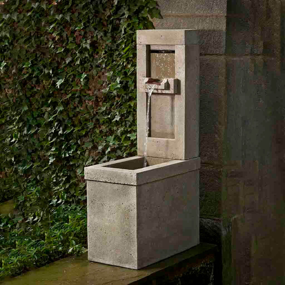 lucas fountain in action