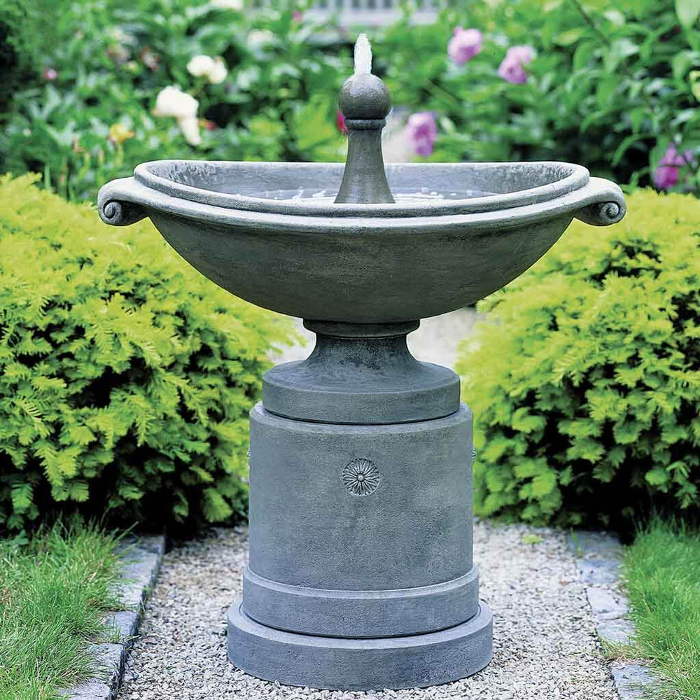 medici ellipse fountain in garden